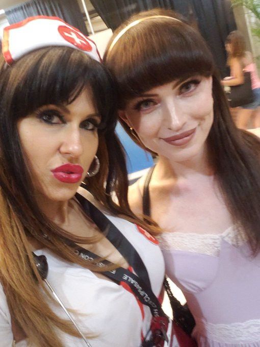 Natalie_Mars26's tweet photo. Do men actually like when trans women ride their face? https://t.co/EWH7zQsv4R