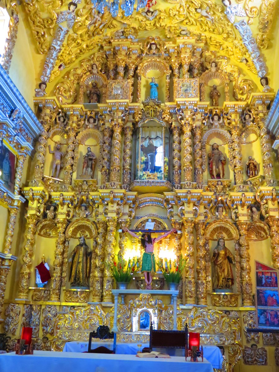 CharmOfCulture's tweet photo. The Church of San Francisco Acatepec 🇲🇽

A standout example of Mexican Baroque architecture, the church is renowned for its colorful Talavera-tiled façade and red-bricks. https://t.co/gGQ6B9x4vF