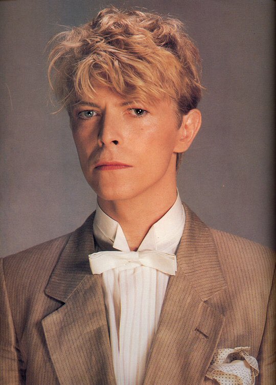 davidbowie_news's tweet photo. David Bowie, 1982, by Greg Gorman. https://t.co/F0yWdQRwYS