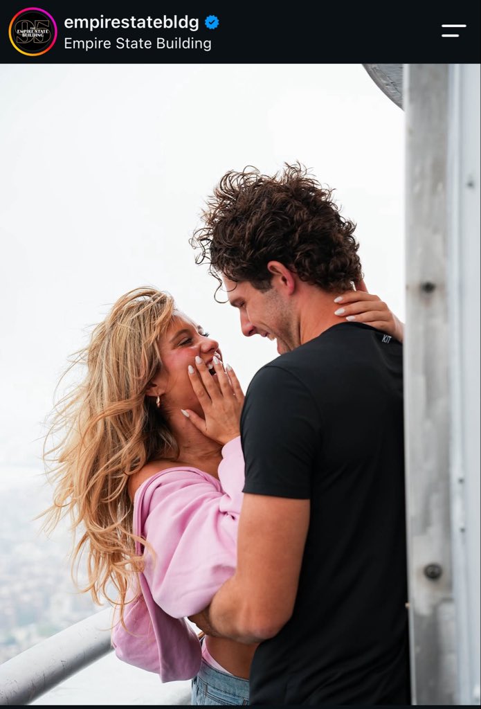 filled_popcorn's tweet photo. omg the empire state building posted dylan and kenzie because he asked her to be his gf at the top of it. 😭❤️ https://t.co/d0LvBeYgrV