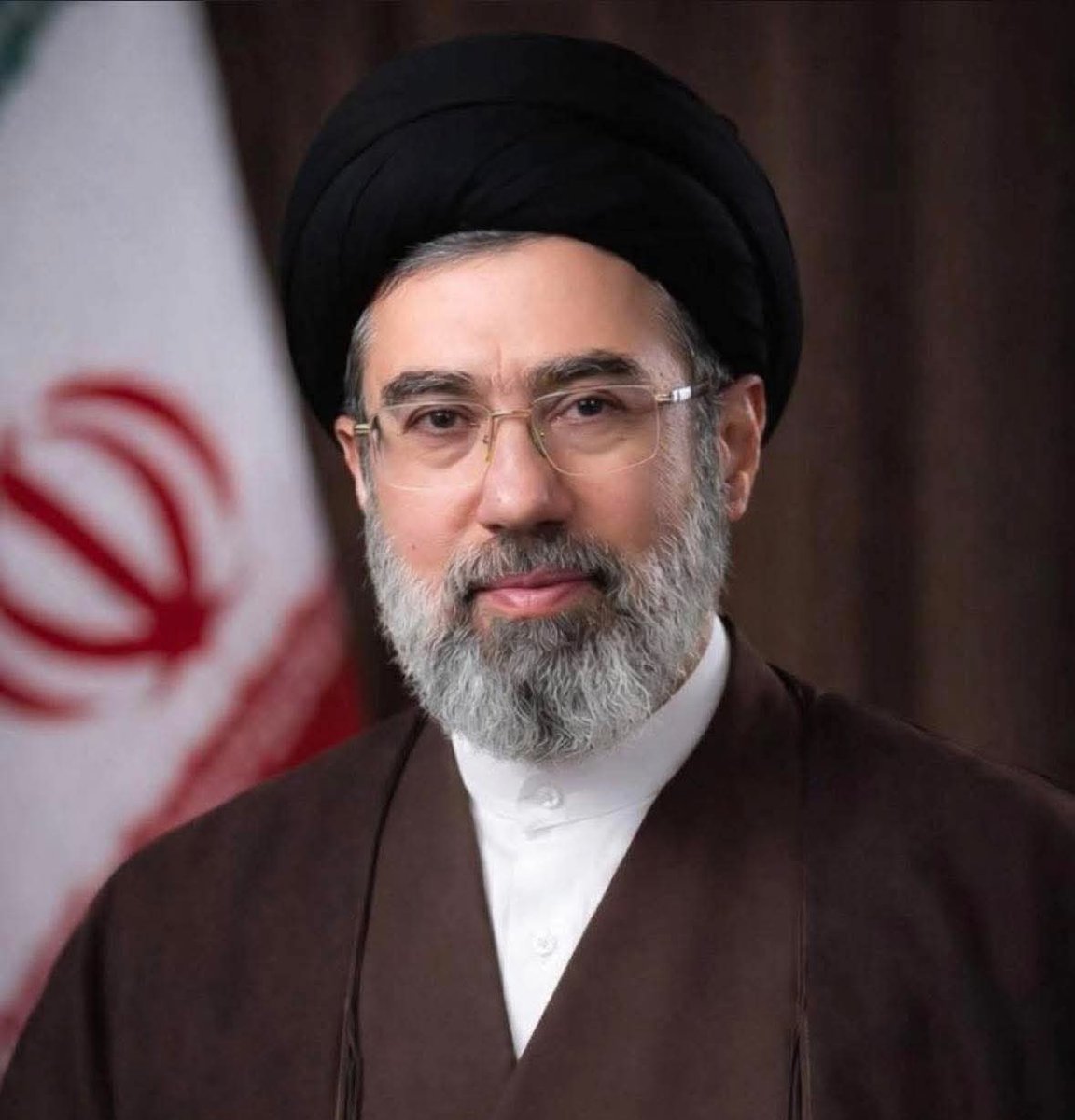 @Currentreport1: RT by @mikenov: RT by @mikenov: US intelligence agencies believe that Iran's supreme leader Mojtaba Khamenei is far more interested than his father in pursuing a nuclear weapon – NYT