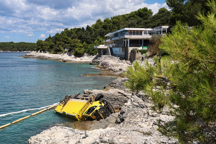 Restore_Croatia tweet media