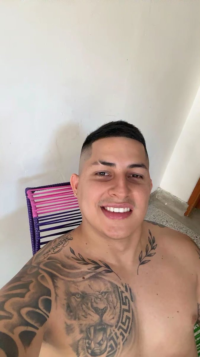 RamirezFI99's tweet photo. 😜💯 Bommm diaaa https://t.co/UiItcm1UW8