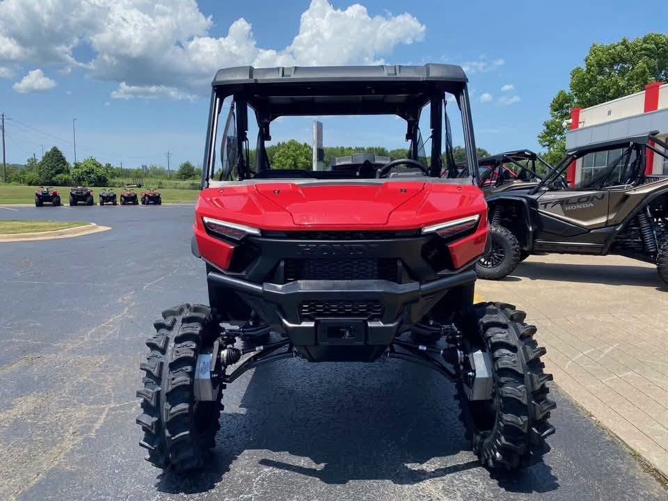 superatvtweet's tweet photo. Is @hondaofruss the first to have a portaled #Pioneer1000 on #Honda's newest model? We are digging the look of this rig! 💪⚙️ #SuperATV #GDPportals https://t.co/Awzw9iPaZE