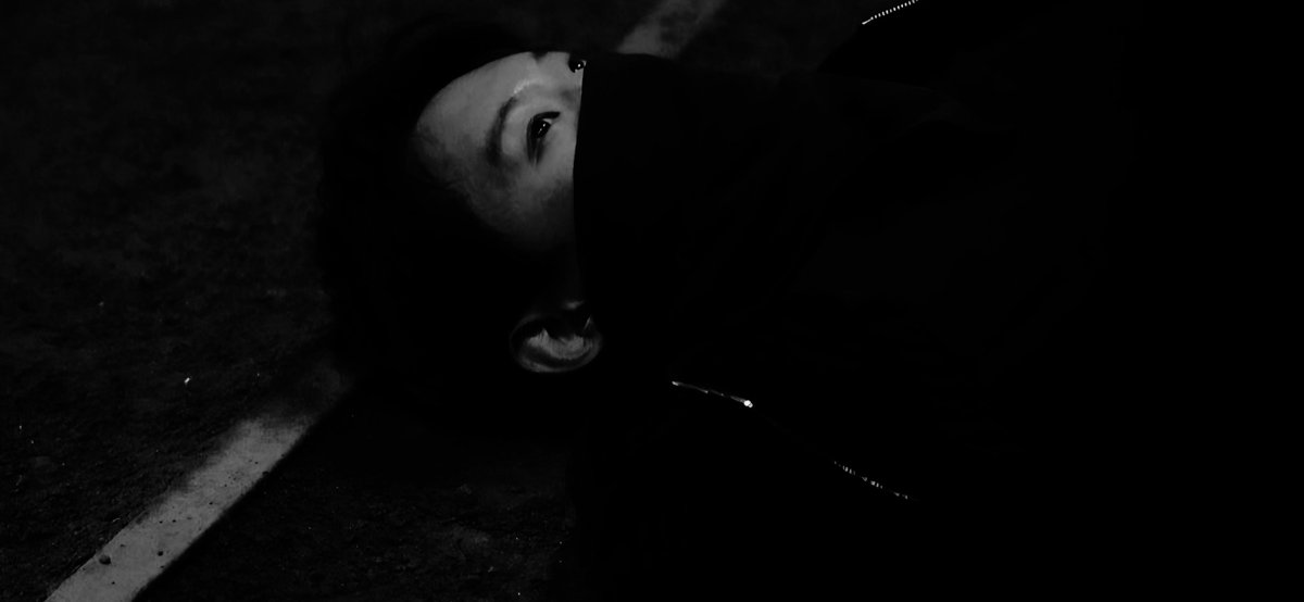 qk5ac's tweet photo. 누적 자원에 들불 얹으면 인간을 깡통으로 취급하는 불놀이 되는 거지. 내가 마침 그 일을 해. 씁, 쥐불놀이 같은 거 많이 했어, 우리 어릴 때. 나는 우리가 십몇 년 지나도 우리, 거든. 누나, 누나한테 우리, 는 뭐야? 씨발, 대답하지 마. 그리고 도망가. https://t.co/hG8waGpNYV