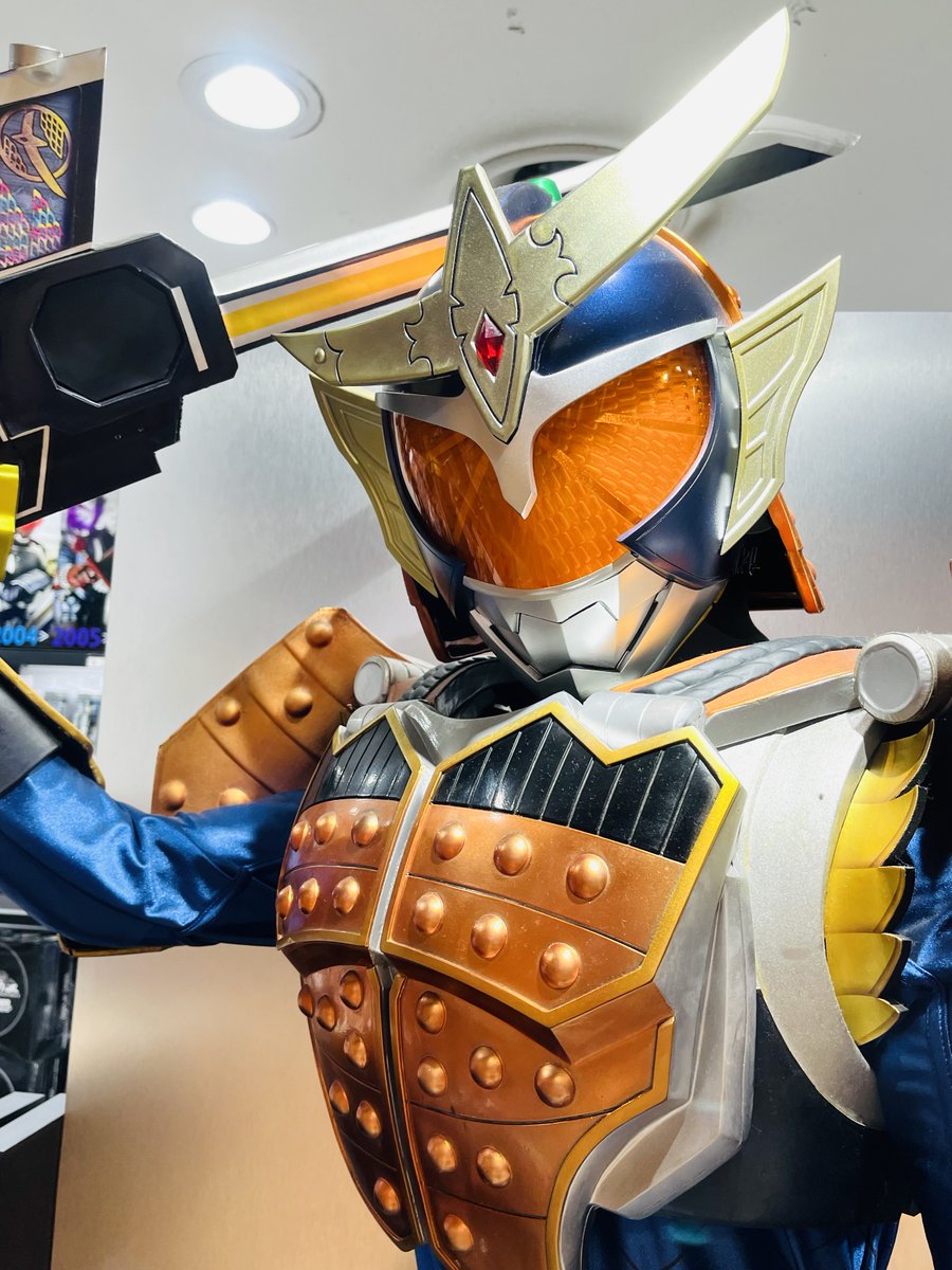 DAIKIanotherDAY's tweet photo. 花道、オンステージ！🍊

#仮面ライダー鎧武
#東京駅　#キャラクターストリート　#仮面ライダーストア

#ファインダー越しの私の世界　#キリトリノセカイ https://t.co/8RhIMVnjQm