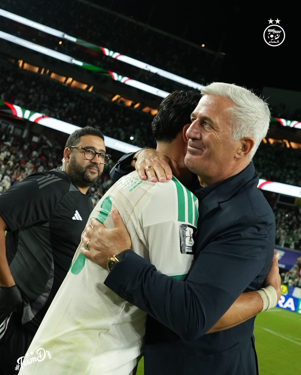 la_vagueverte's tweet photo. 🚨‼️ Vladimir Petković a choisi d’aller au terme de son contrat avec la FAF, en respectant les conditions convenues, notamment une présence de trois semaines par mois en Algérie. 

Antar Yahia et Karim Matmour devraient composer son staff en tant qu’adjoints. [@nedjarimd1 ] https://t.co/0JBJdLI0BW
