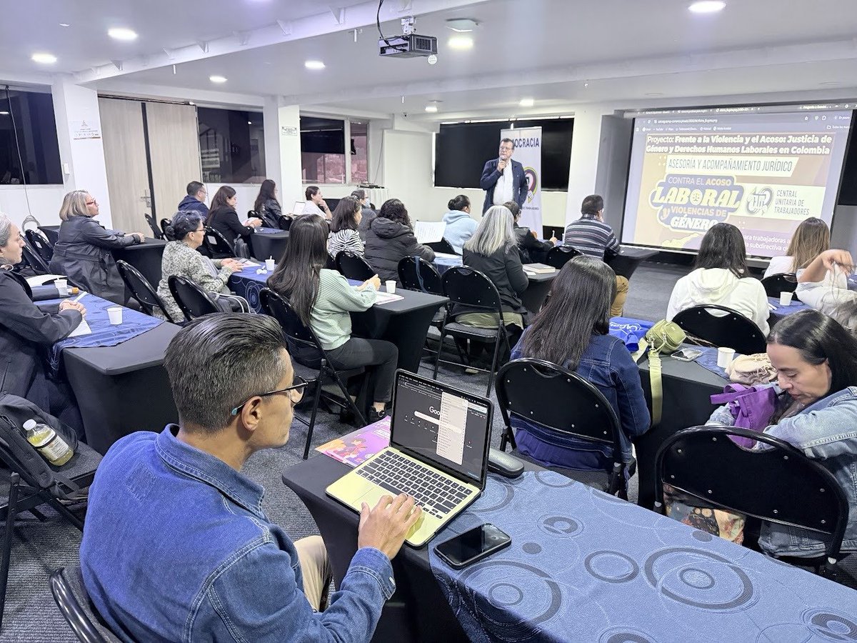 cutcolombia's tweet photo. En el marco del seminario "Frente a la violencia y el acoso: justicia de género y derechos humanos laborales en Colombia", el presidente de la CUT, @fabioariascut, compartió las conclusiones del Comité Ejecutivo Nacional: defensa de la unidad del movimiento sindical, rechazo a las posturas de Abelardo de la Espriella que buscan debilitar los derechos de los trabajadores y llamado a fortalecer la movilización social. #CUTColombia