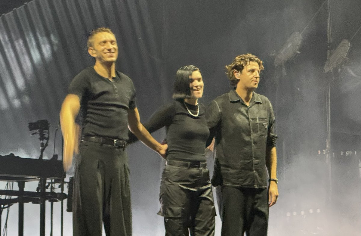 The xx in FUJI ROCK FESTIVAL GREEN STAGEセトリ #thexx #fujirock