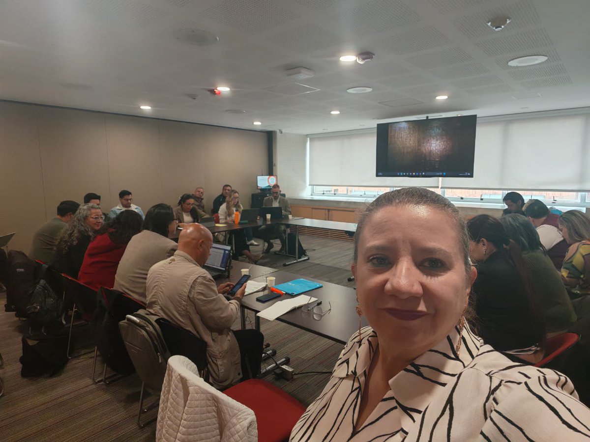 SUNETBogota's tweet photo. Continúa nuestra participación en la mesa de negociación entre las organizaciones sindicales y @SeguridadBOG 

#SUNETSuSindicatoEstatal https://t.co/u8pB1tKYES