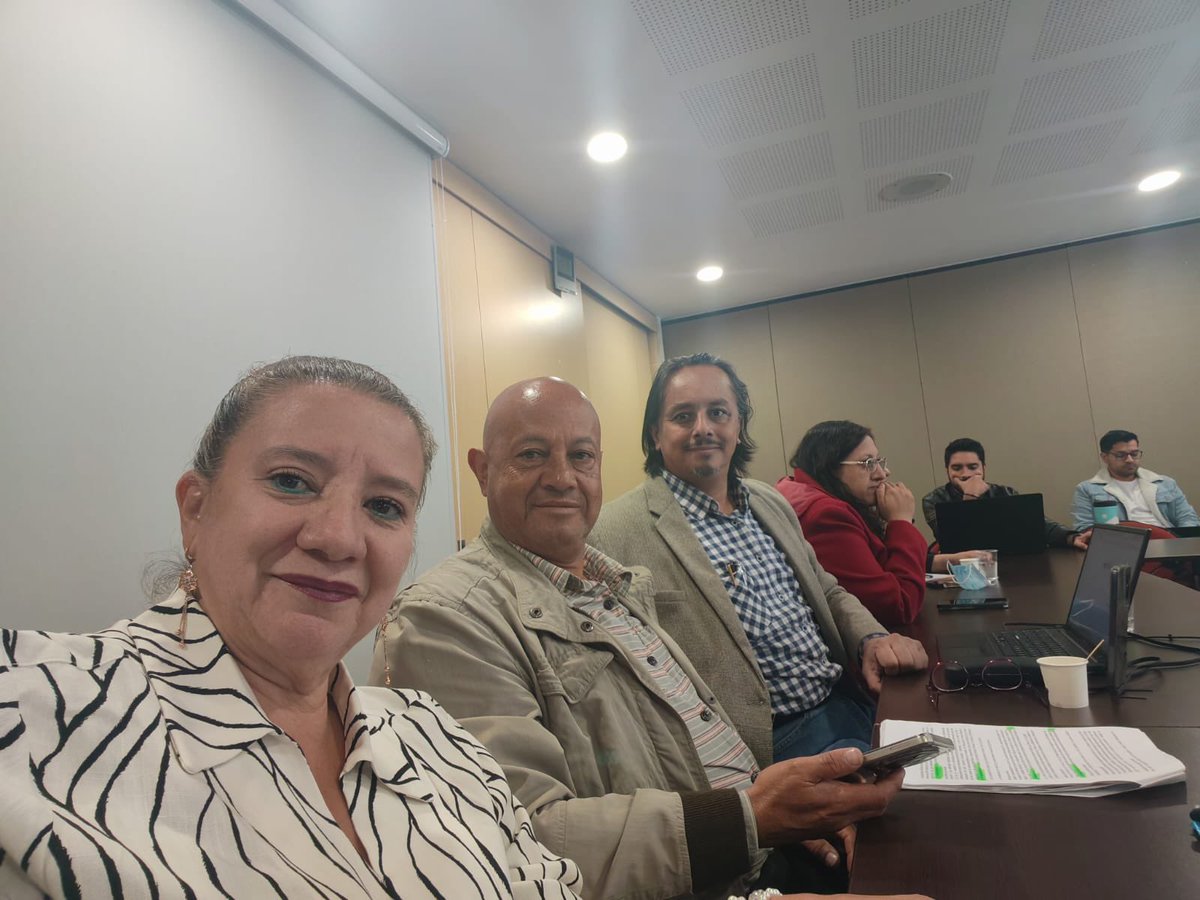 SUNETBogota's tweet photo. Continúa nuestra participación en la mesa de negociación entre las organizaciones sindicales y @SeguridadBOG 

#SUNETSuSindicatoEstatal https://t.co/u8pB1tKYES