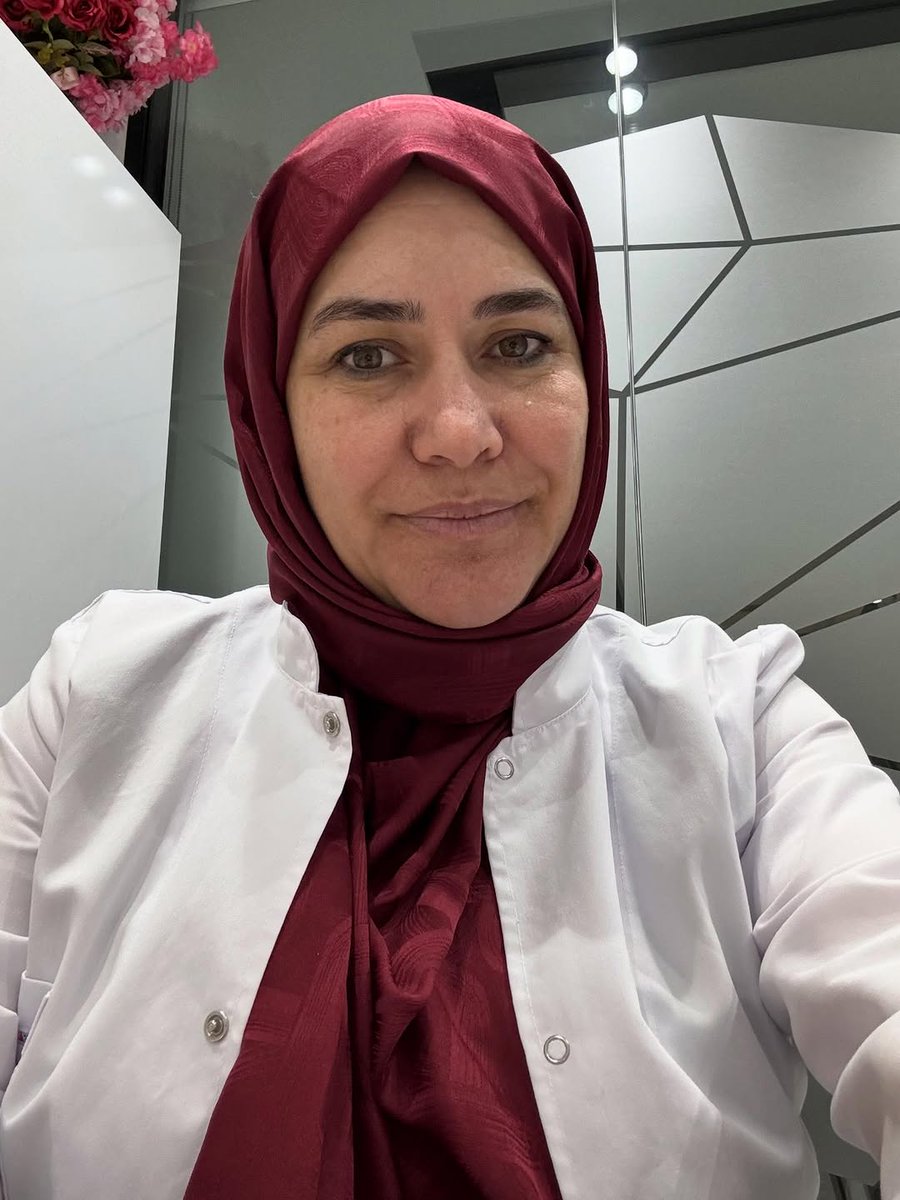 dis_zynp's tweet photo. Bakın bugün kimleri ağırladım  klininiğimizde. https://t.co/mDEQ1aQsfL