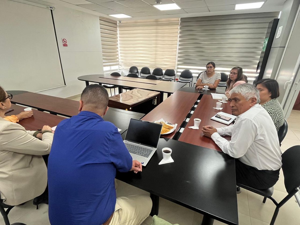 INEN_EC's tweet photo. El #INEN participó en la reunión de la misión técnica de @ptb_q5, contribuyendo al desarrollo y fortalecimiento de la cadena de valor del aguacate. Con miras a impulsar la calidad, la competitividad y el crecimiento sostenible del sector productivo del Ecuador. https://t.co/JegZ930MsQ