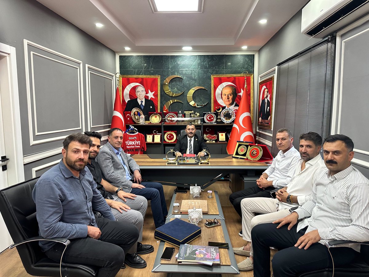 abdulkadiryabir's tweet photo. MHP Şanlıurfa İl başkanı olarak göreve başlayan Ecz.Osman Mutlu ve yönetim kuruluna hayırlı olsun ziyaretinde bulunduk. Nazik ev sahiplikleri ve samimi misafirperverlikleri için teşekkür ediyor, yeni görevlerinde üstün başarılar diliyoruz.@eczosmanmutlu https://t.co/NC92g2H8pi