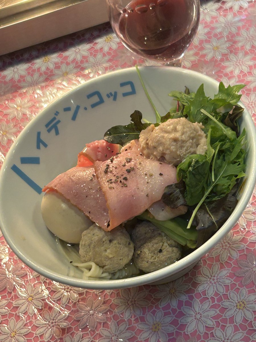 kaname3851's tweet photo. YOASOBI ✨凛々
@RaamenLily 🌙

『YOASOBI⭐️特製
帆立ノアヒージョ
×海老ノ雫まぜソバ
〜のスパニッシュトマトらぁ麺』

キラン🌟キラン光る✴️
スパニッシュラード仕込み❤️
帆立ノアヒージョ😈
程良い濃度✨マイルド感👍
キリッと凛々特製ダレ🎶
うんまぁ🔥

今宵🌙美味しい夜遊び🍜
ご馳走様でした🍥 https://t.co/SvwtpictWl