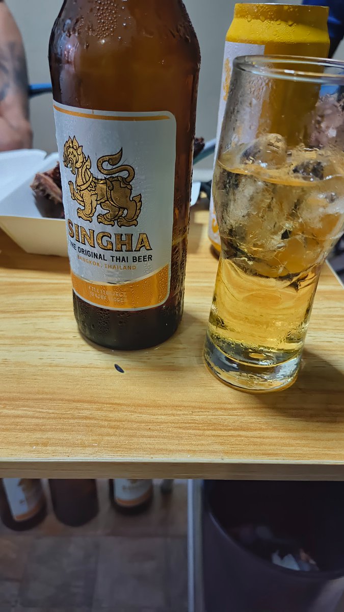 888wt999's tweet photo. อีกวัน...ในวันที่ฝนตก😊 https://t.co/FO7TJuZ19o