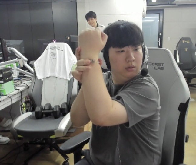 poTobeaR's tweet photo. 파워레인저 https://t.co/GPPNewZhIU