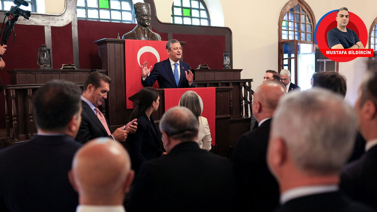 BirGun_Gazetesi's tweet photo. YENİ Parti'de Genel Başkanlığı'na oy birliği ile Özgür Özel seçildi

Partinin karar organları ve Meclis Grubu da belirlendi

https://t.co/8saWOFsOAY https://t.co/xiN64r8NJ0