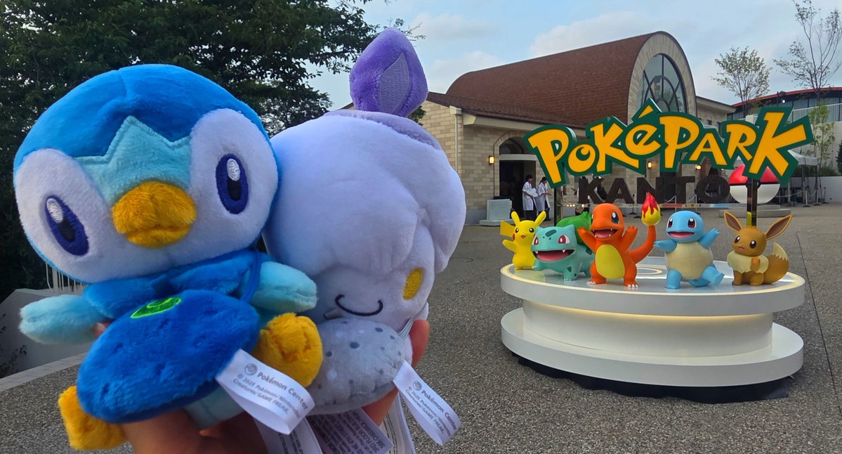 wisterisque's tweet photo. 今日は初めてのポケパークへいってきました〜！✨ 暑くて大変だったけど(笑)､至るところにポケモンがたくさんで､幸せ空間だった……。お誘いいただいたhourさん､ありがとうございました……！！🥹💕 https://t.co/wWBB2V6GPS