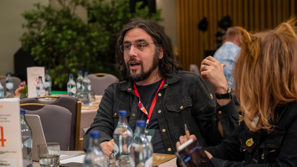 GIBiz's tweet photo. The games industry is stifled by a culture of fear, concludes a workgroup hosted by Rami Ismail. https://t.co/4pzMuxbTdF https://t.co/vRlETdIUqw