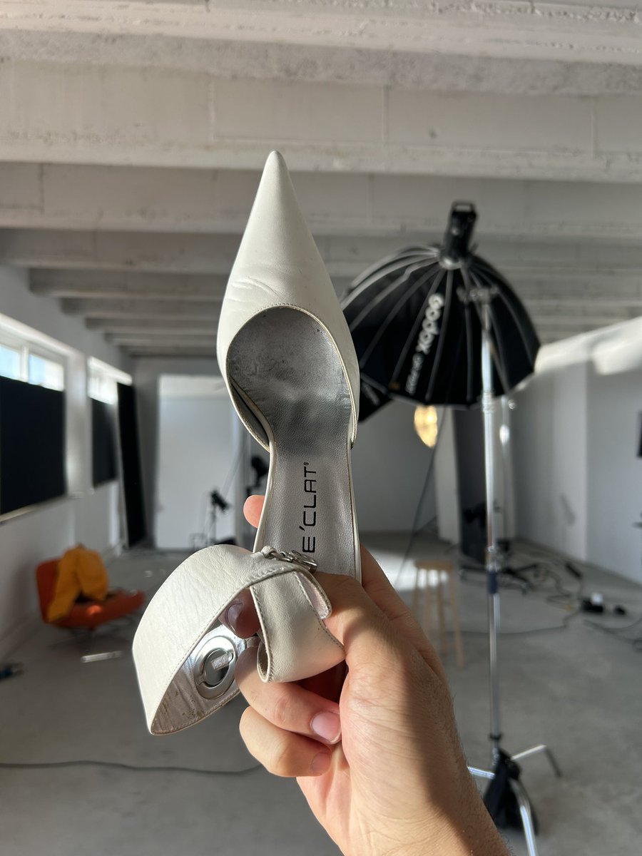 vthvnvse's tweet photo. Day at the Studio https://t.co/hvzZopWPD5