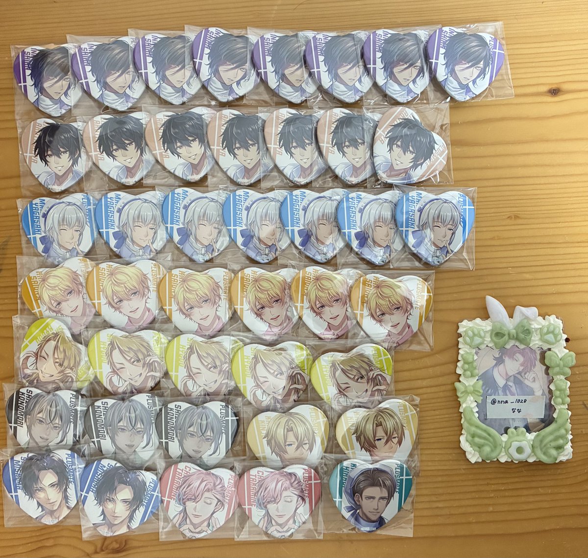 nna_1028's tweet photo. 【交換･譲渡】PLUSMATE プラスメイト アイドル 缶バッジ

譲: 志杏8、芥川7、矢ヶ崎7、西園寺6、氷堂5、鴻森3、金城2、三島2、高嶺2、柊
(敬称略)

求:同異種 伊澄＞400円+送料

💫郵送交換

検索からもお気軽にお声掛けください！
よろしくお願いいたします🍀*゜ https://t.co/V5qzjkHkq0