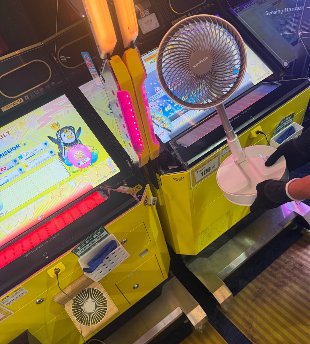 plk_pik's tweet photo. 初手からフルチェインとバカでかい置型みたいな扇風機持ってきてて好だった🫪🫪🫪
あと極圏フルコン怖すぎ https://t.co/MV8Z5AFS8q