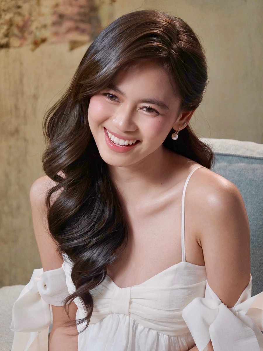 _suzelleeee's tweet photo. BLOOMING TALAGA NG MGA NASA TAMANG TAO NOH HAYSSS ANG PRETTY!!! https://t.co/sZMjVMBqTj