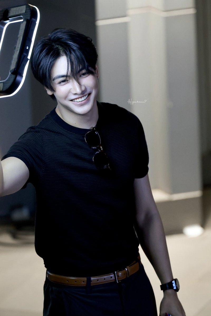 Hyunhannn_Yuh's tweet photo. 260724📸

Such a sweet smile🍬

 JOONGDUNK JAIDEE FS26
#งานมหกรรมนิยายนานาชาติ2026xJoongDunk 
@ChenRcj #จุงอาเชน #JoongArchen https://t.co/O1qkpLKAO7