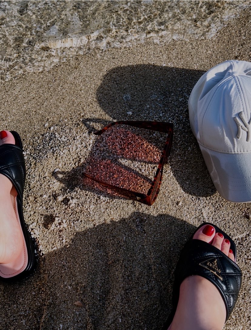 4niij's tweet photo. Summer in Jeddah⛱️🌊🐚💕 https://t.co/P2zqlN9b5E