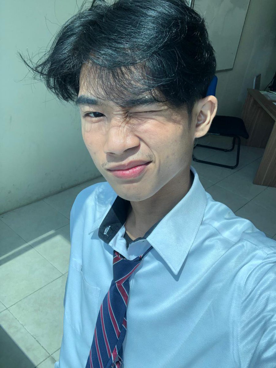nielnil tweet picture