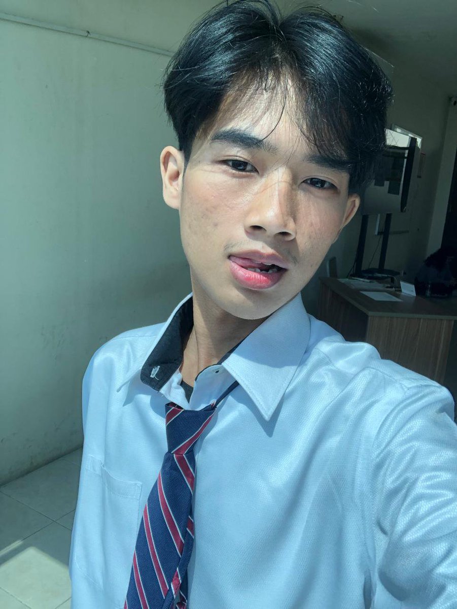 nielnil tweet picture