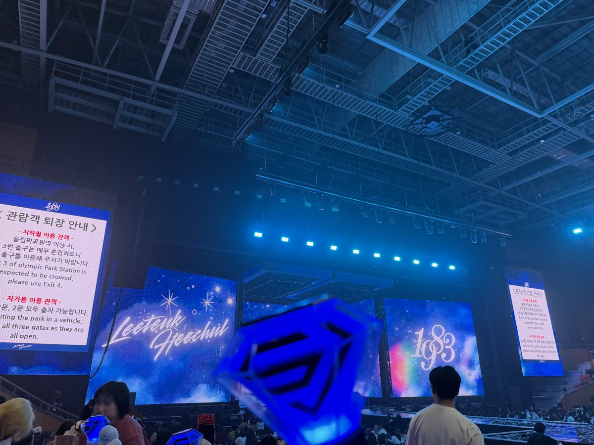 sjteuklove's tweet photo. 83z🤍❤️🤍❤️🤍❤️🤍❤️ https://t.co/mgs6MA4eye