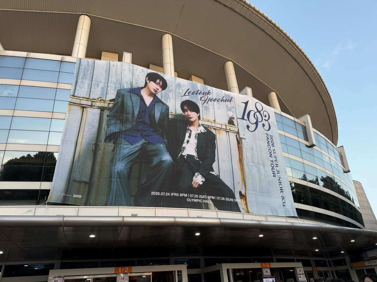 sjteuklove's tweet photo. 83z🤍❤️🤍❤️🤍❤️🤍❤️ https://t.co/mgs6MA4eye
