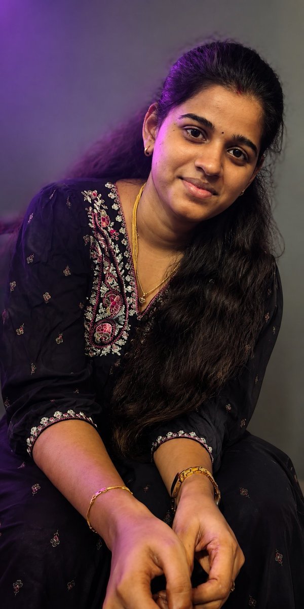 invisibl_soul's tweet photo. Paaahhh ivaloda new video semmaya eruku. Ava reaction yum, ava sound yum 😘😘😘 mood eruthu. Link venuma Rt panitu comment panunga. https://t.co/jO19sfdG7c