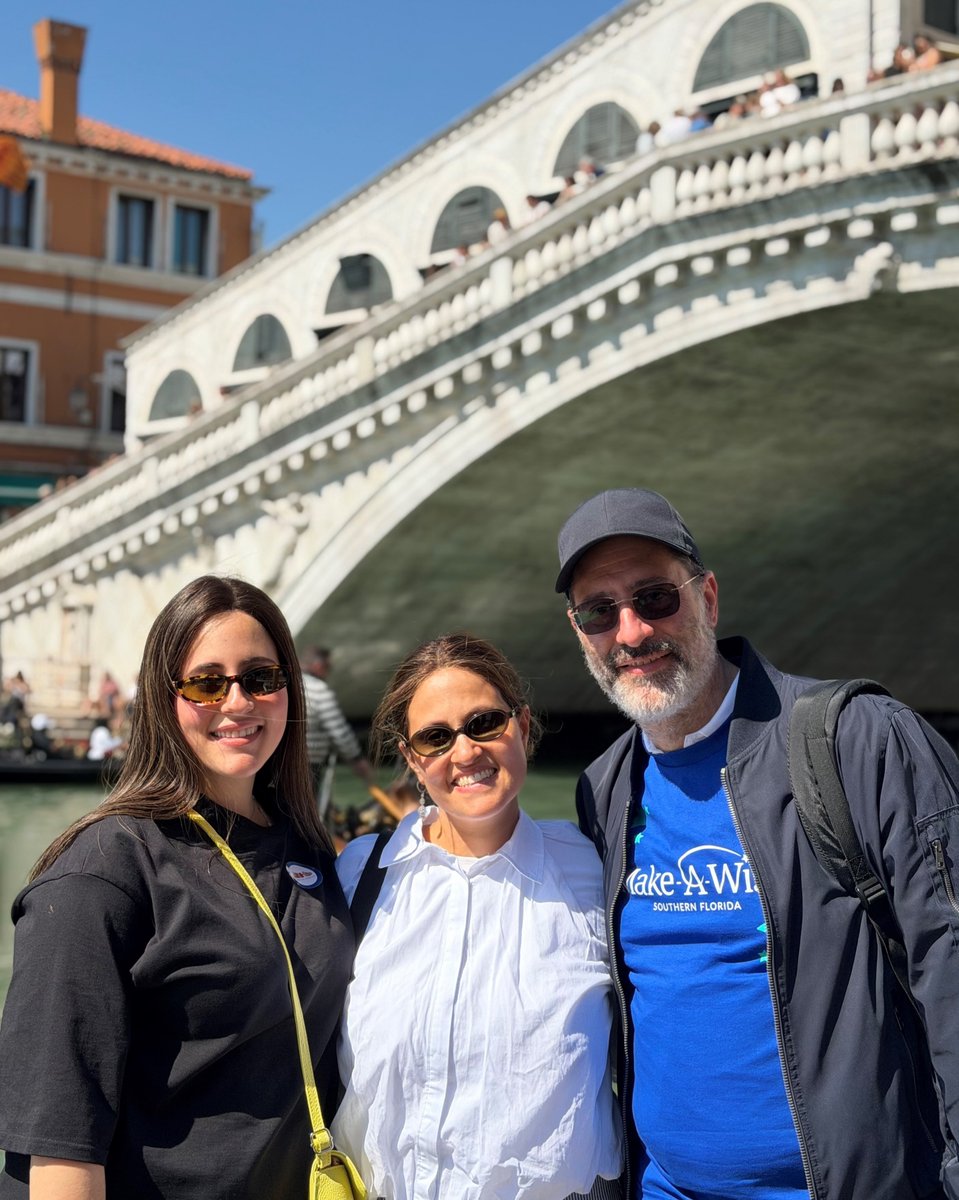 makeawishsfla's tweet photo. Sarah, 19, who is battling lymphoma, wished to travel to Italy with her parents, and together they created unforgettable memories exploring breathtaking sights⭐️
 
This wish gave her family the chance to slow down, celebrate, and simply enjoy being together. 💙 https://t.co/Irdi48nSYB