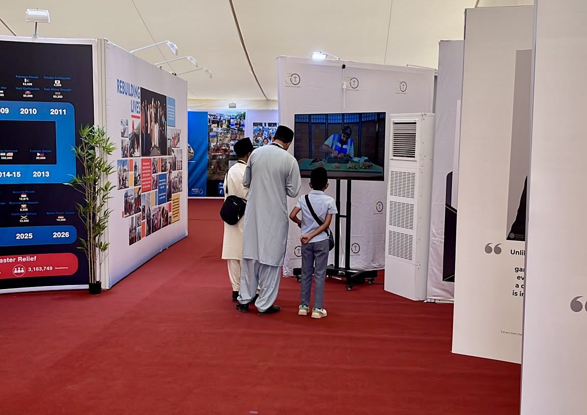HumanityFirstSE's tweet photo. Missa inte @HFI1995:s utställning på #JalsaUK! Kom och upptäck omfattningen av vårt humanitära arbete på sex kontinenter. 🌍 https://t.co/YArO0MrF2R