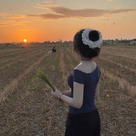 touch_78's tweet photo. Chasing the golden hour in the fields
MYW https://t.co/cDcizTRqXc