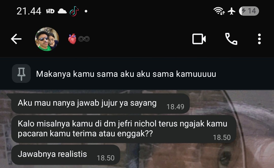 palensyaaa's tweet photo. lucu bgt yolooo, efek samping cowo kalo sakit https://t.co/ASc2wYwrkA