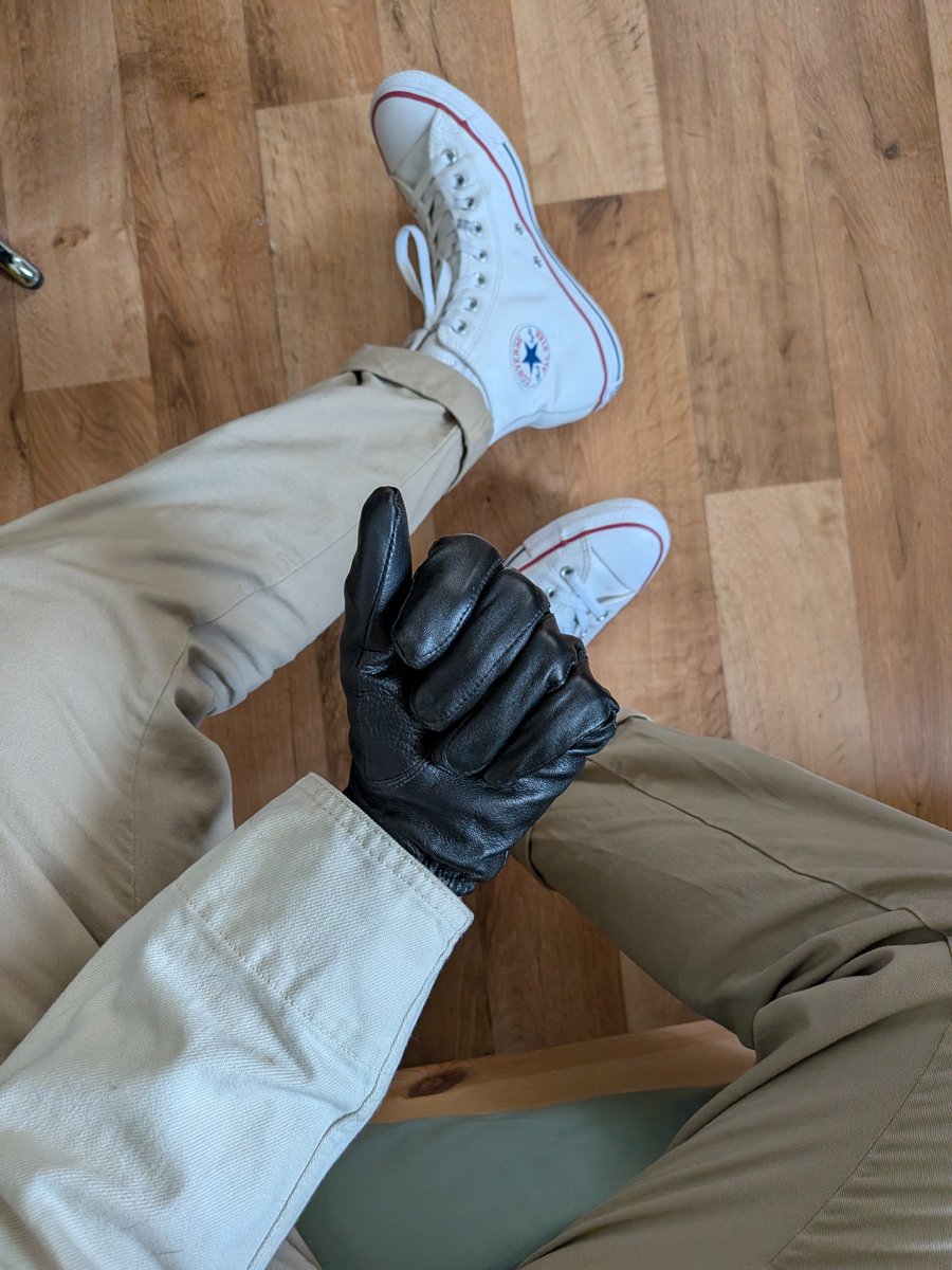 glvboy's tweet photo. I'd love to get some leather chaps and a nice vest. Would u help me fund it? 🤫🥵🥹 https://t.co/4uKPaqsQ0m