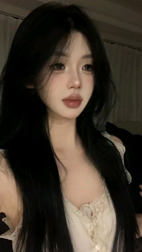 sebasxin's tweet photo. Soft glam vibes and timeless elegance in this portrait
CsTz https://t.co/q1VK9tRwNn