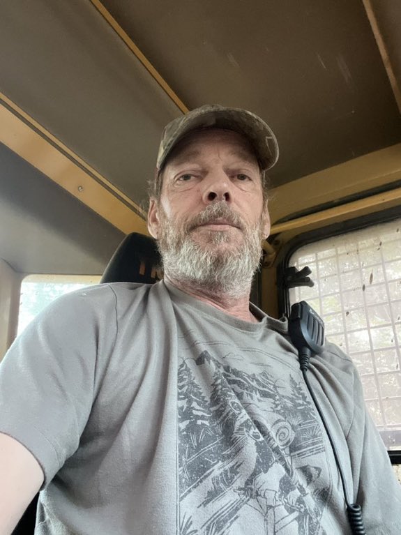 Robert tweet media