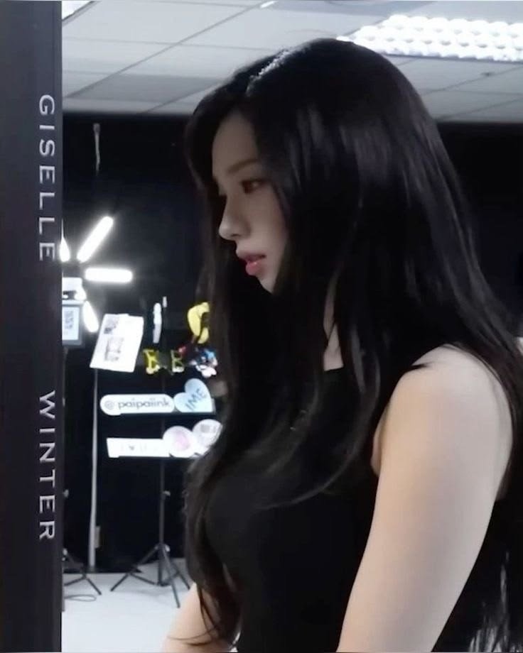 hoesuck3r's tweet photo. istg... https://t.co/NQamxHeOhH