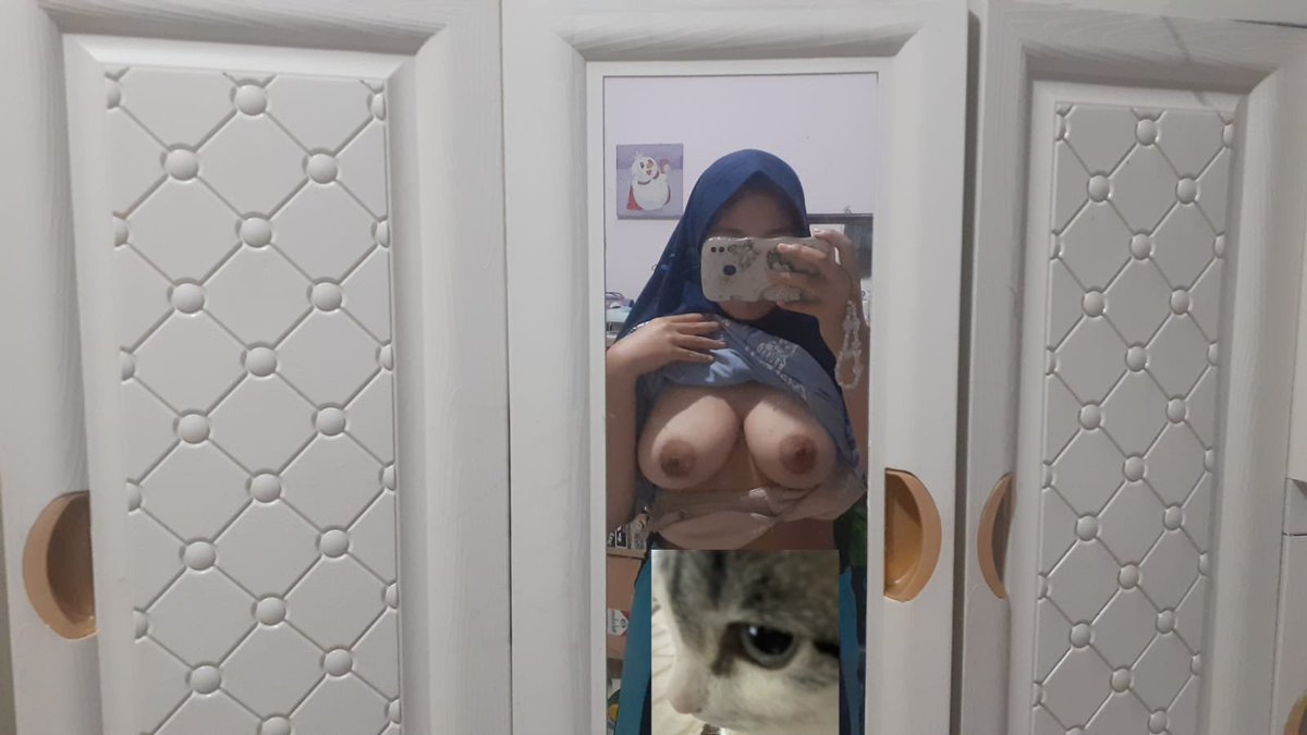 Fryyy21_'s tweet photo. Hijab https://t.co/RV1GwUUSG5