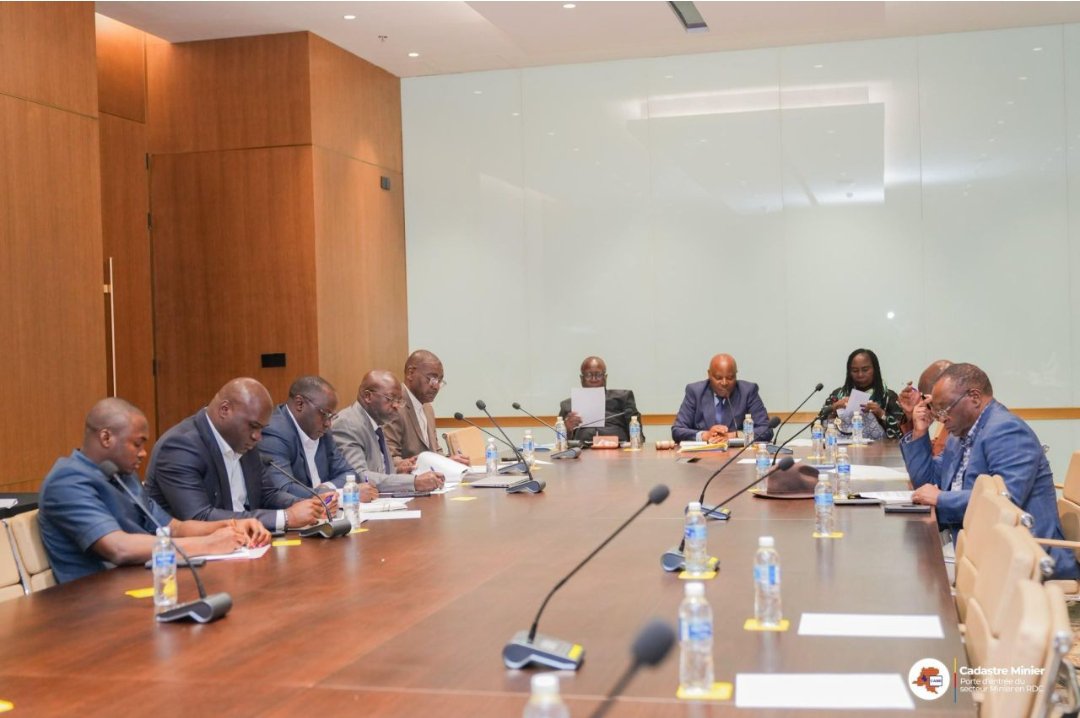BenAkili3's tweet photo. ⛏️🇨🇩 #RDC: Vers une bourse des marchandises plus crédible !

Le Cadastre minier (CAMI) réaffirme son rôle stratégique dans la sécurisation des actifs miniers destinés à intégrer la future bourse des marchandises en RDC. Devant le Sénat, l'établissement a insisté sur l'importance de titres miniers fiables, de données cadastrales sécurisées et d'une traçabilité rigoureuse des ressources pour bâtir un marché transparent, attractif et digne de la confiance des investisseurs.