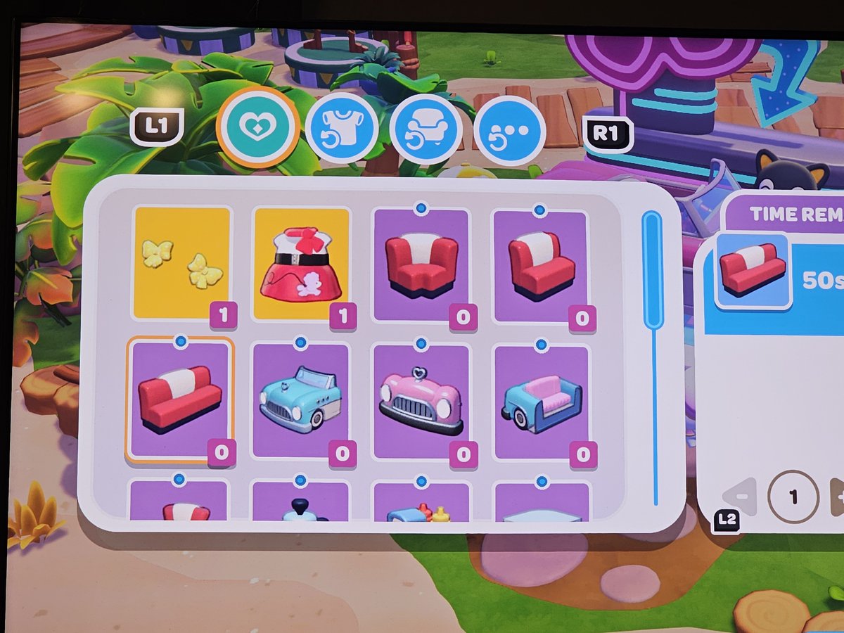 Pariahs_Song's tweet photo. @awk_ashleigh one of the events in hello kitty is a 50s themed one. In case u want to get on that https://t.co/2LiAHQtRzh