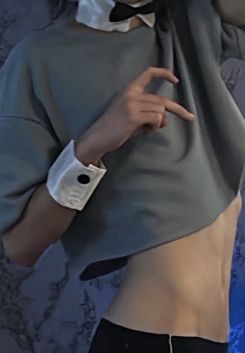 shmuii_'s tweet photo. GUESS WHICH FEMBOY GOOBER IS LIVE RIGHT NOW ON TWITCH!! >:33
We playing dead by daylight now!!

https://t.co/5sPWdVyMOH #vtuber #femboy #furry https://t.co/8yd7gX0chH