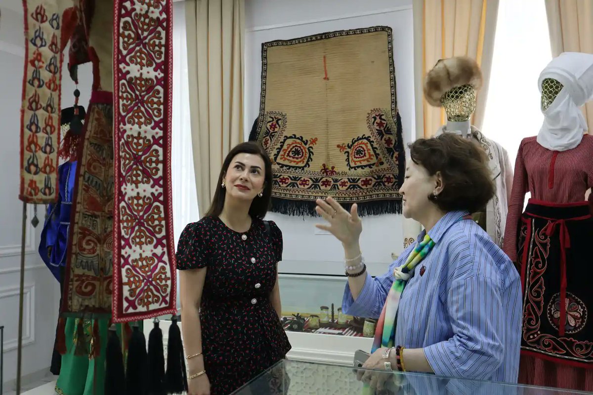 CECECOBaku's tweet photo. CECECO representatives visited the Turkic Culture and Heritage Foundation @_TCHF . In the meeting with Prof. Aktoty Raimkulova, President of the Turkic Culture and Heritage Foundation, the parties discussed opportunities for cooperation at the intersection of clean energy, climate action, and cultural heritage preservation. The meeting highlighted the importance of protecting cultural heritage sites from the impacts of climate change, promoting clean energy and energy-efficient solutions in heritage conservation, and advancing regional cooperation through joint initiatives and knowledge exchange.