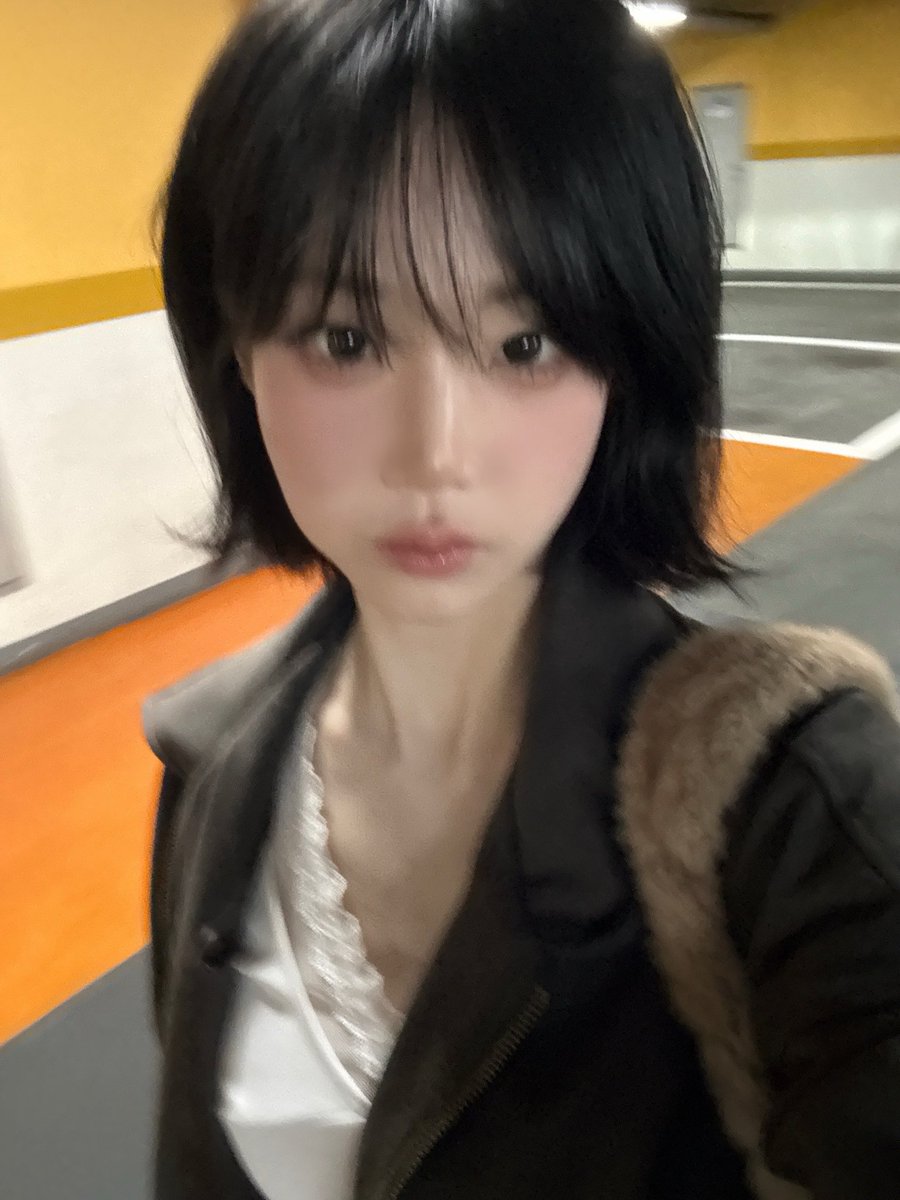 gapyeonghaus's tweet photo. [260724]
#tripleS Nakyoung COSMO Room update 🐈‍⬛

#NaKyoung #나경 #김나경 #ナギョン https://t.co/HCFnIjwlyr