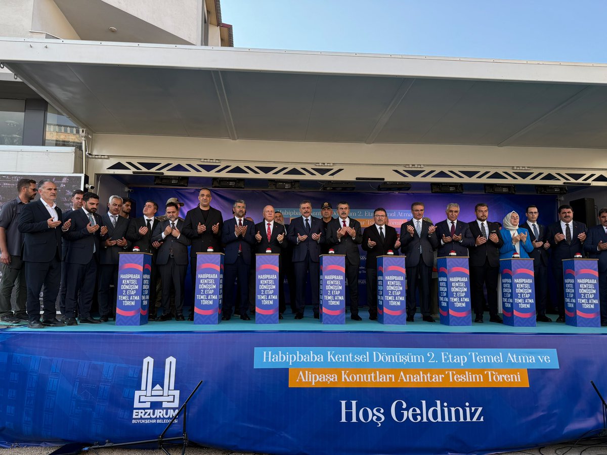 ademyurdagul's tweet photo. İçişleri Bakanımız Sayın Mustafa Çiftçi ve Millî Eğitim Bakanımız Sayın Prof. Dr. Yusuf Tekin Beyefendilerin katılımıyla, Erzurum Büyükşehir Belediyemiz tarafından gerçekleştirilen Habipbaba Kentsel Dönüşüm 2. Etap Temel Atma ve Alipaşa Konutları Anahtar Teslim Töreni programına katılım sağladık.